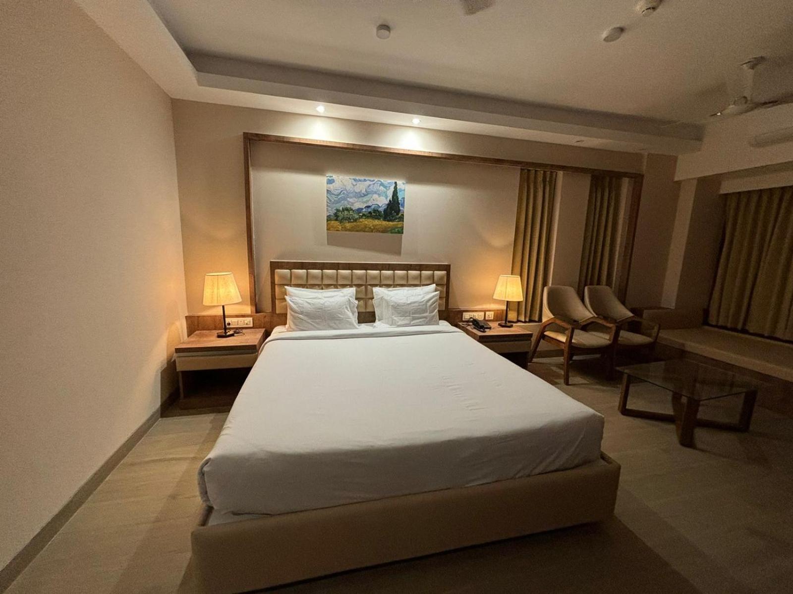 The Pearl Club Resort Shantiniketan Bagian luar foto