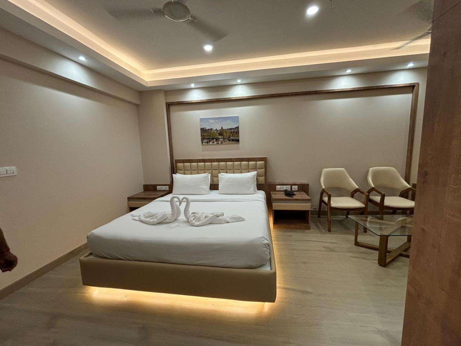 The Pearl Club Resort Shantiniketan Bagian luar foto