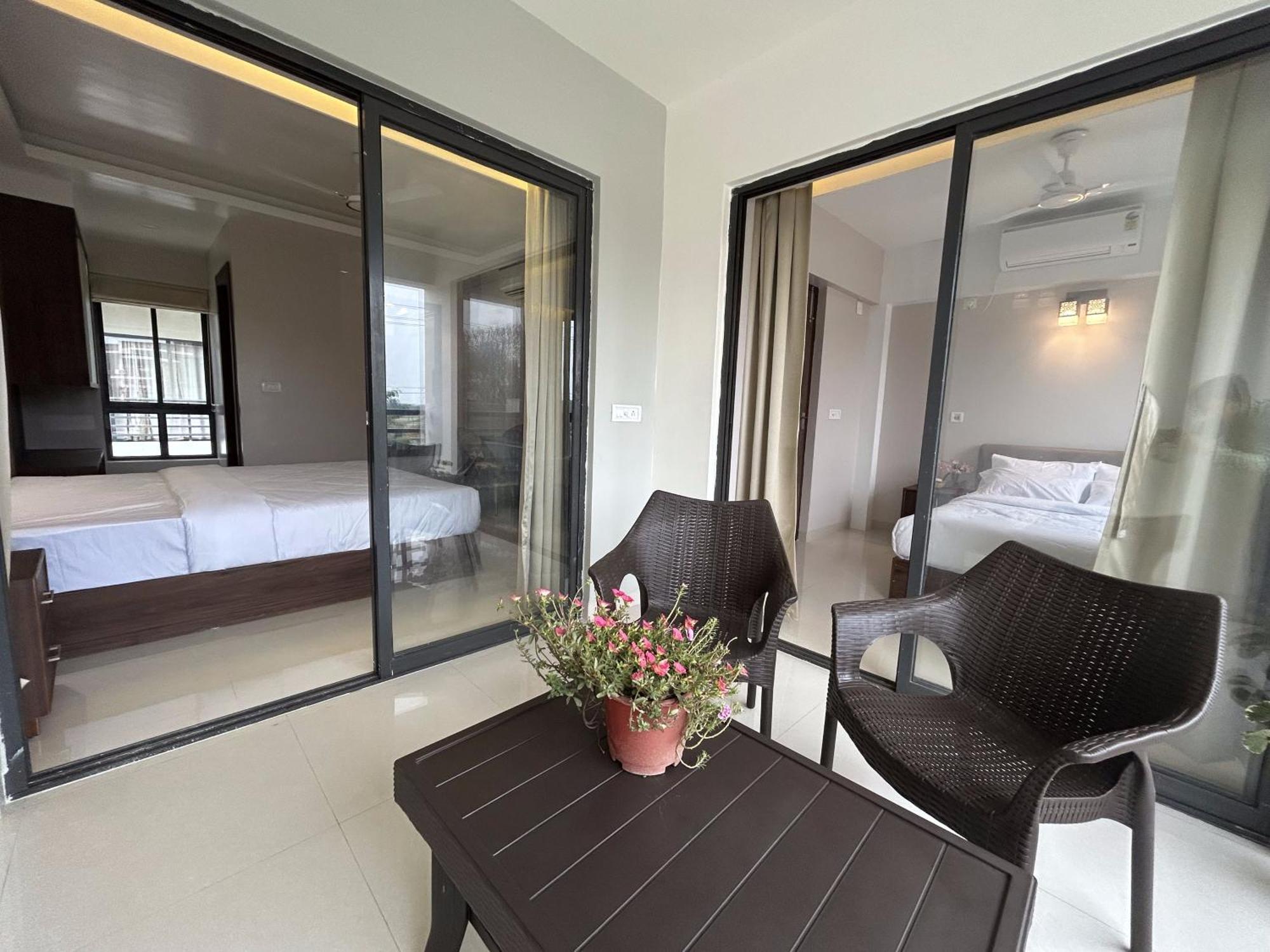 The Pearl Club Resort Shantiniketan Bagian luar foto
