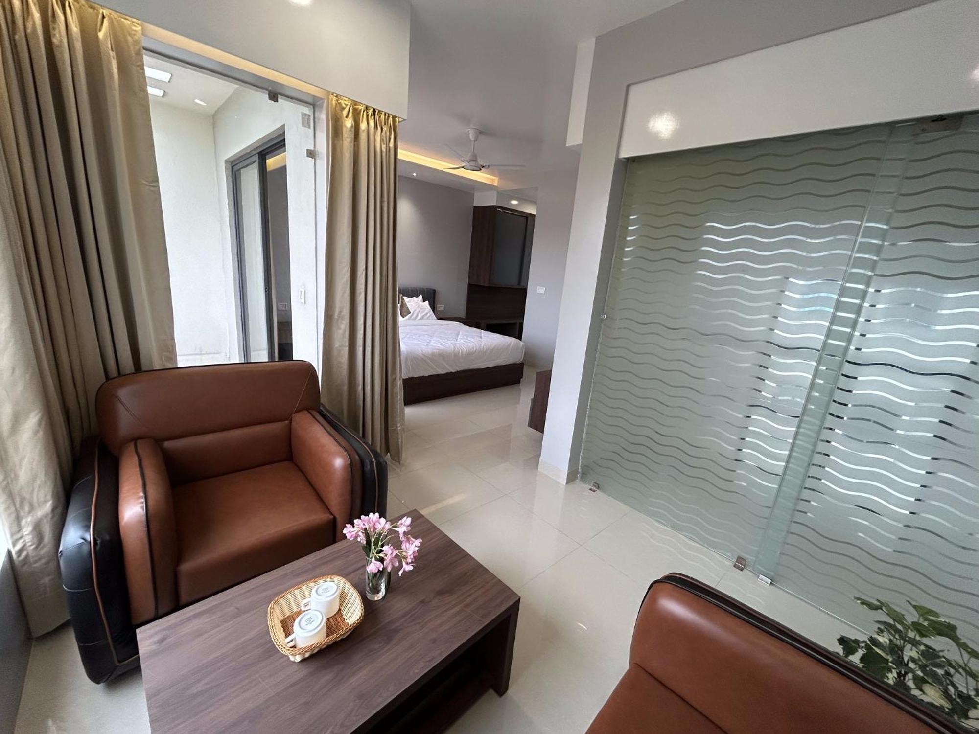 The Pearl Club Resort Shantiniketan Bagian luar foto